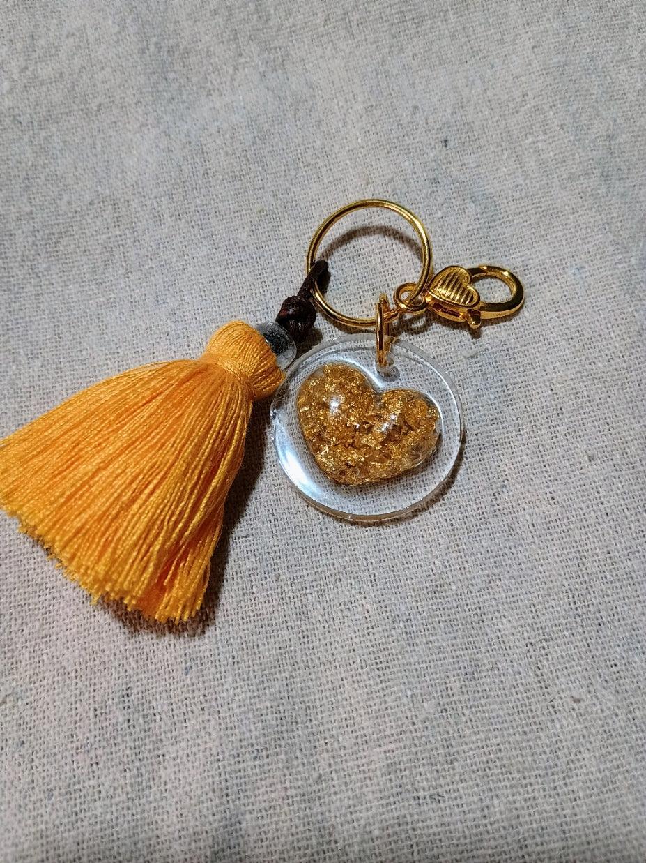 Corazón Dorado Keychain - American Taina Crafts
