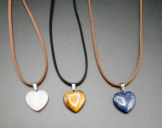 Heart shaped natural stones pendant & necklace