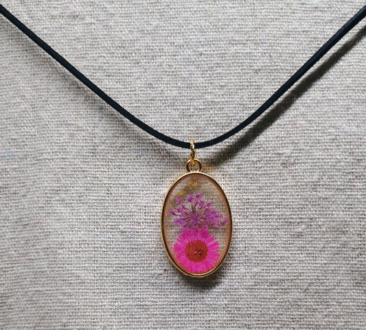 Blossom Whisper – Pink Dried Flowers Resin Pendant